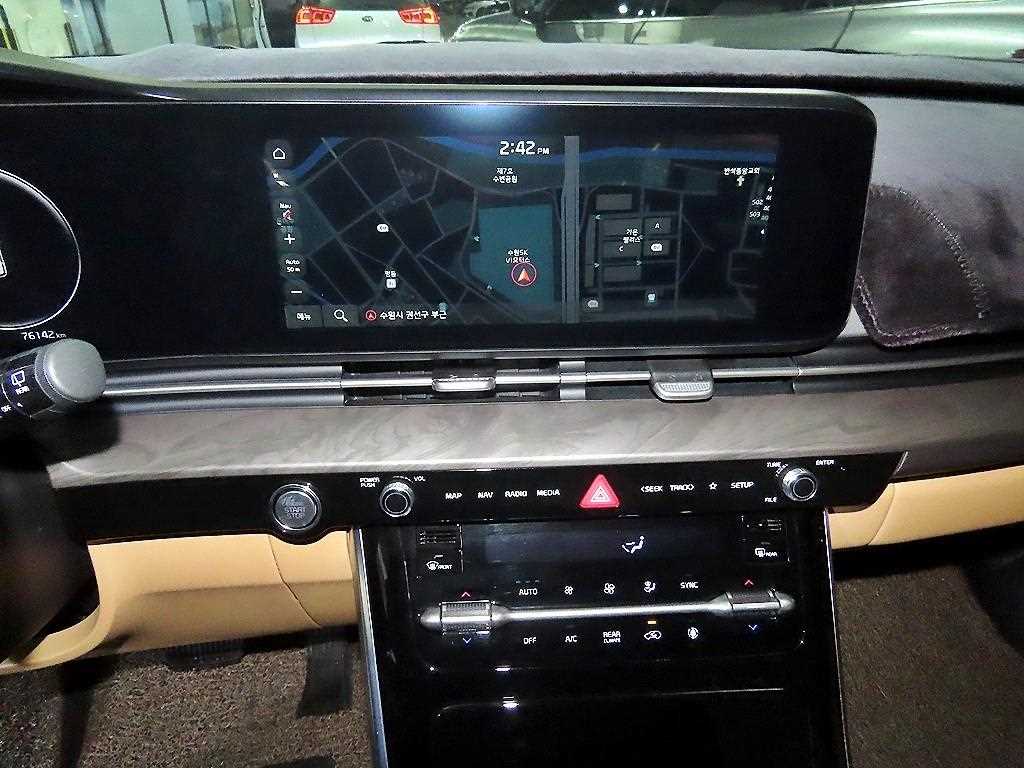 KIA Carnival - Vista 10
