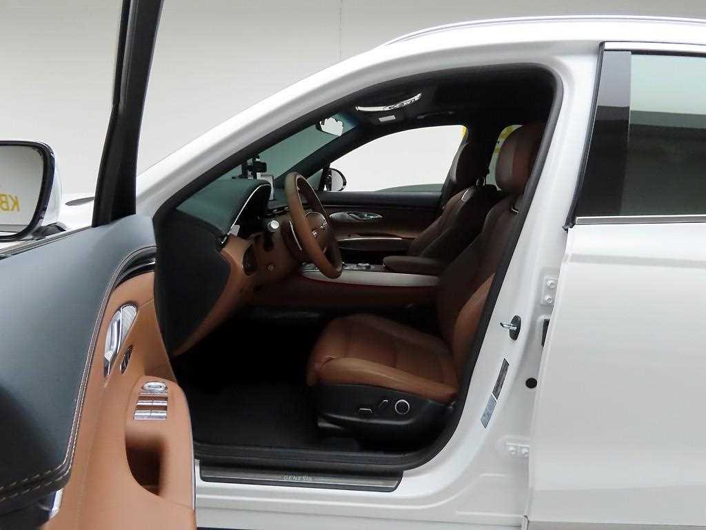 Genesis GV70 - Vista 11