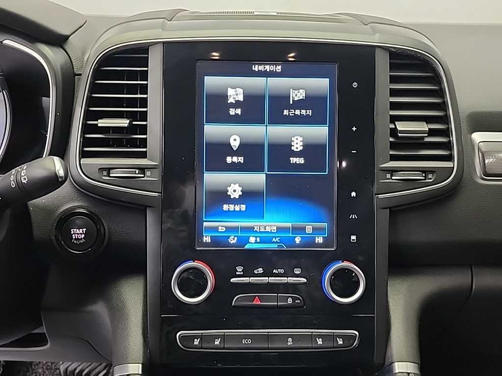 SAMSUNG QM6 - Vista 10