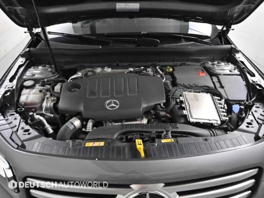 Mercedes Benz GLB Class - Vista 6