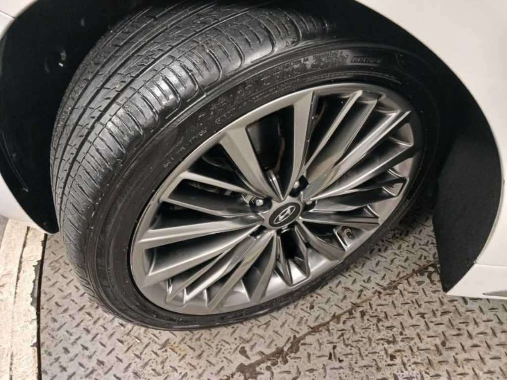 HYUNDAI Grandeur 2018 Blanco - Importación desde Corea - HF Imports Iquique - Foto 20