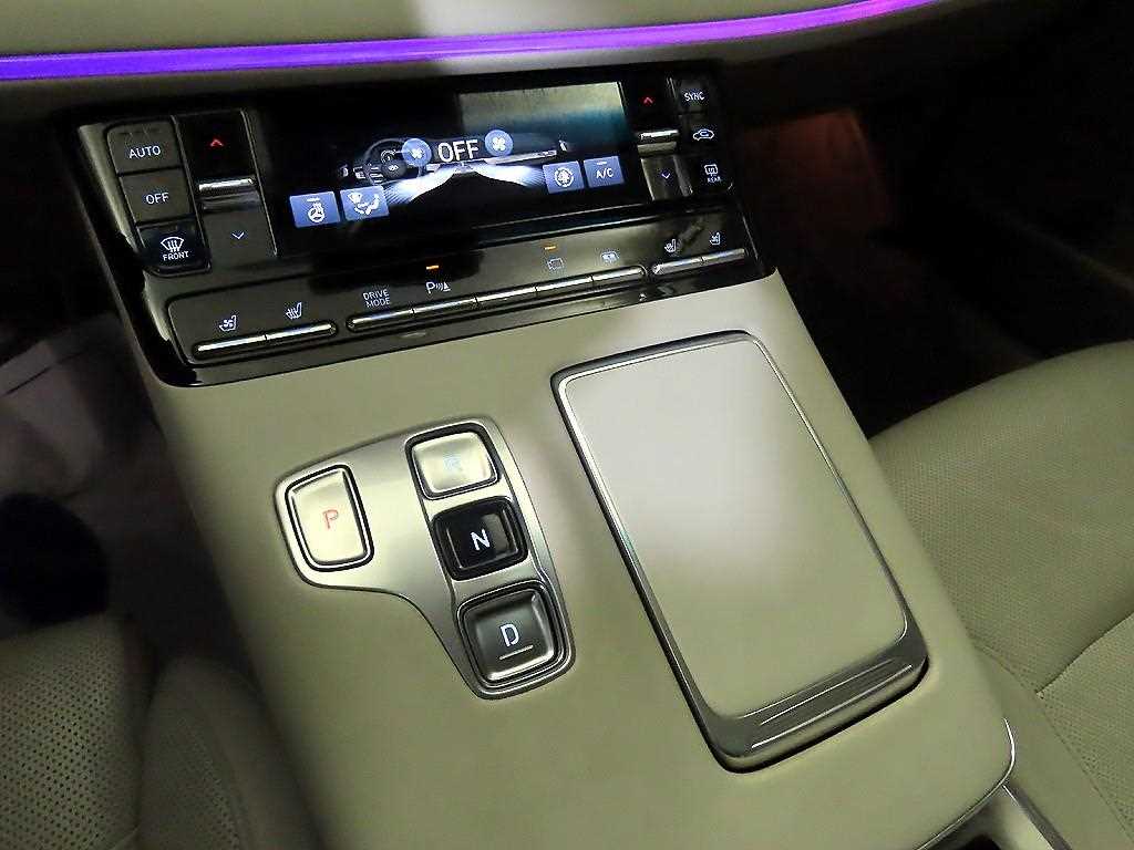 HYUNDAI Grandeur - Vista 12