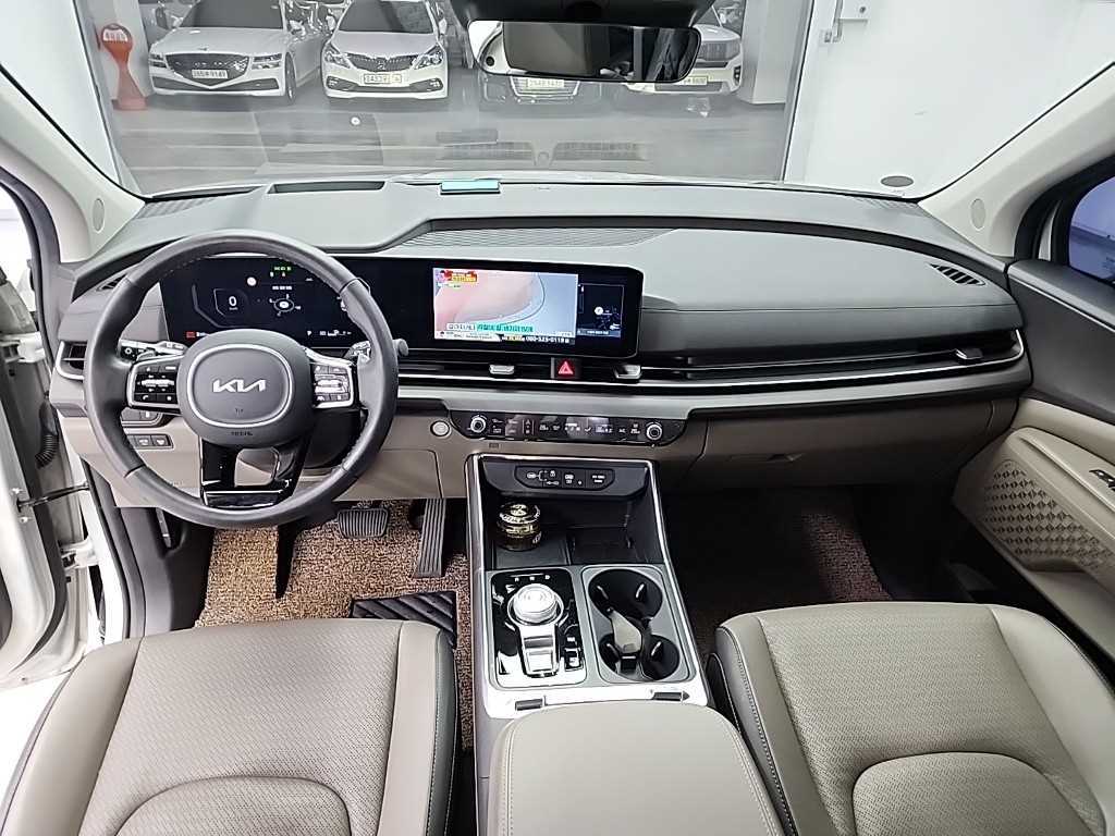 KIA Carnival - Vista 7