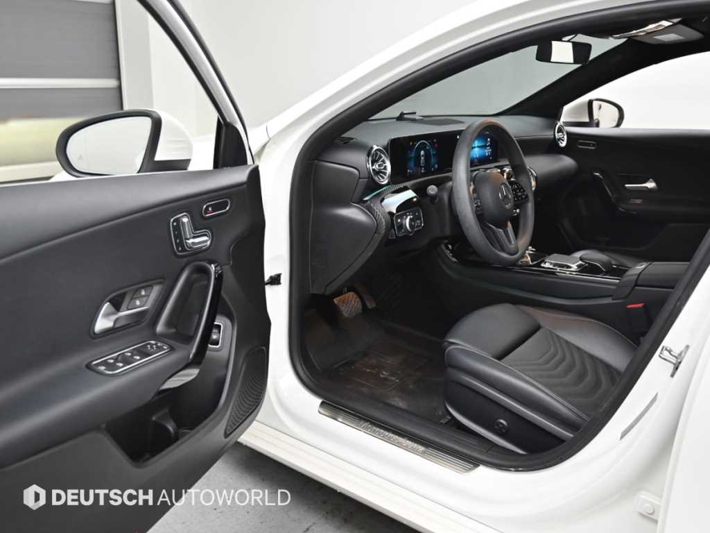 Mercedes Benz A Class - Vista 11