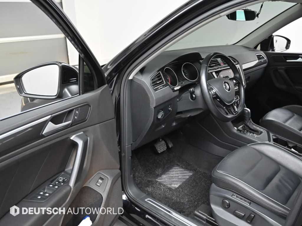 Volkswagen Tiguan - Vista 11