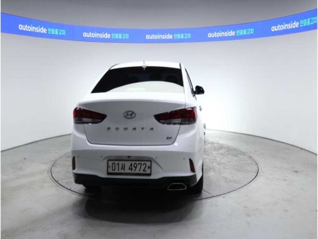 HYUNDAI Sonata - Vista 5
