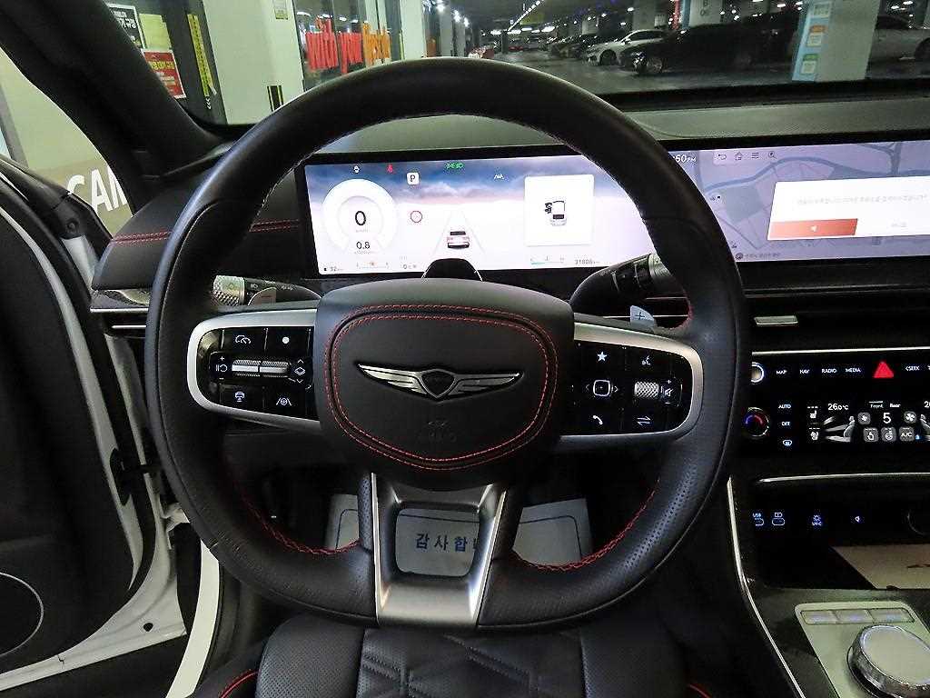 Genesis GV80 - Vista 8