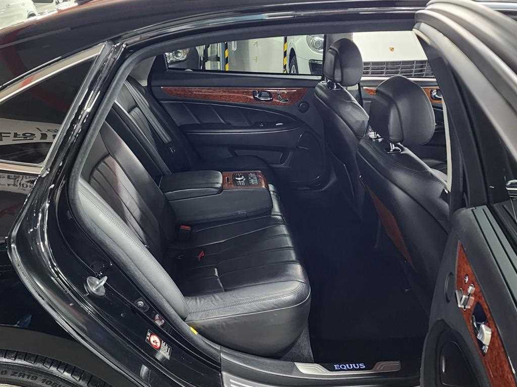 HYUNDAI Equus 2010 Negro - Importación desde Corea - HF Imports Iquique - Foto 17