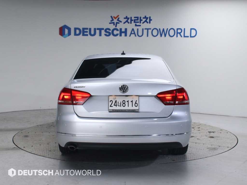 Volkswagen Passat - Vista 4