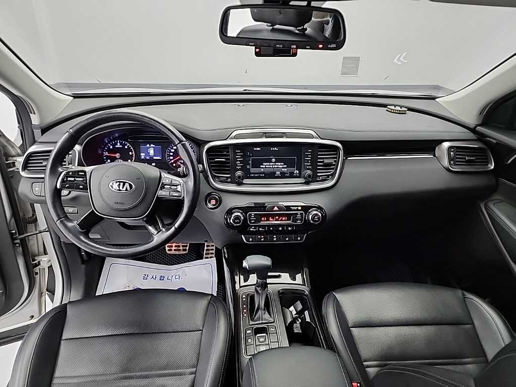 KIA Sorento - Vista 7