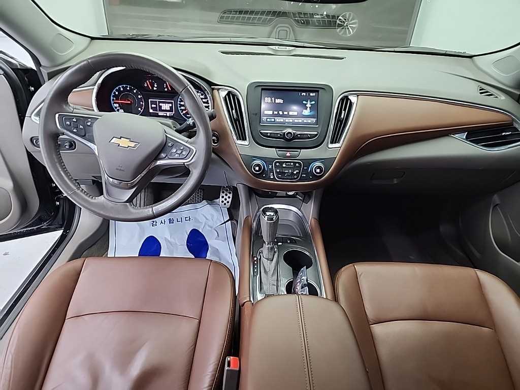 Chevrolet Malibu - Vista 7