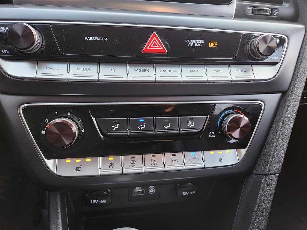 HYUNDAI Sonata - Vista 11