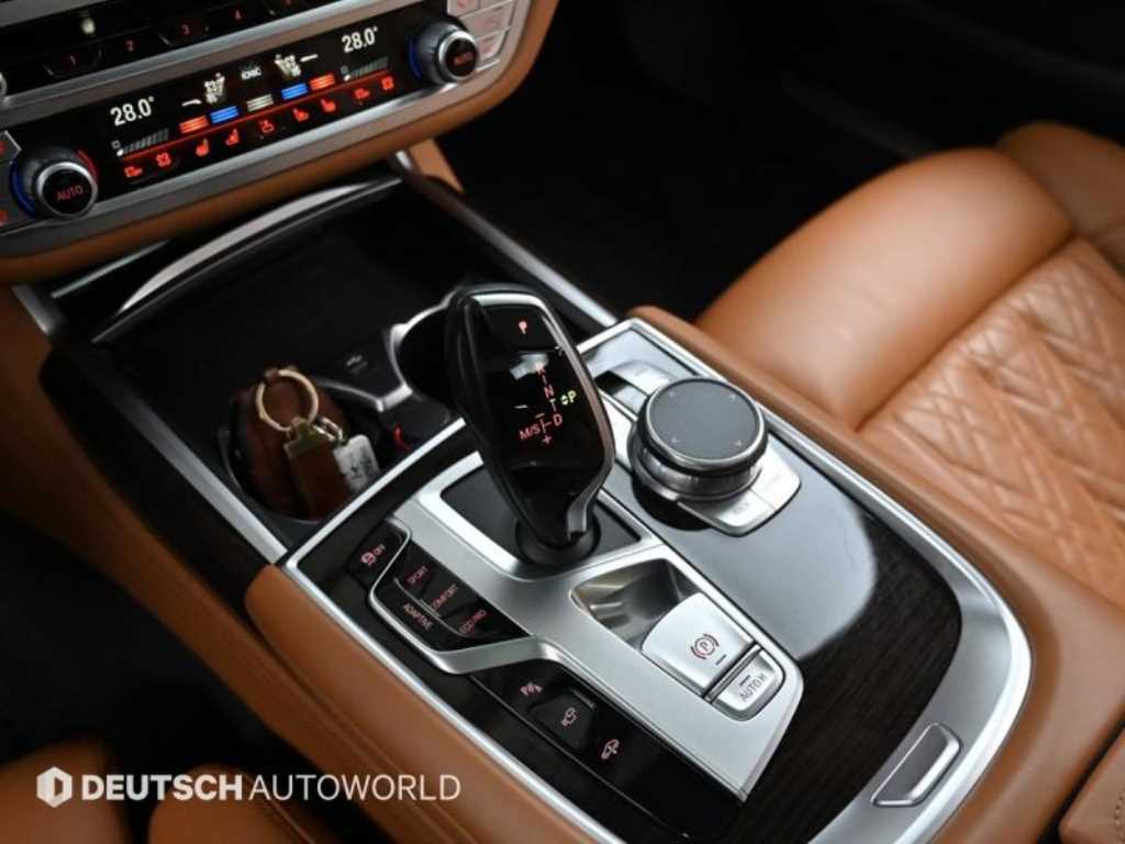 BMW 7 Series - Vista 9