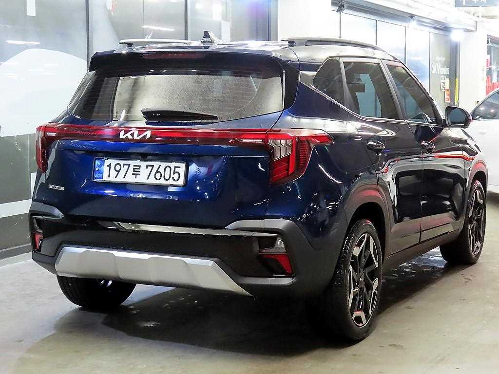 KIA Seltos - Vista 4