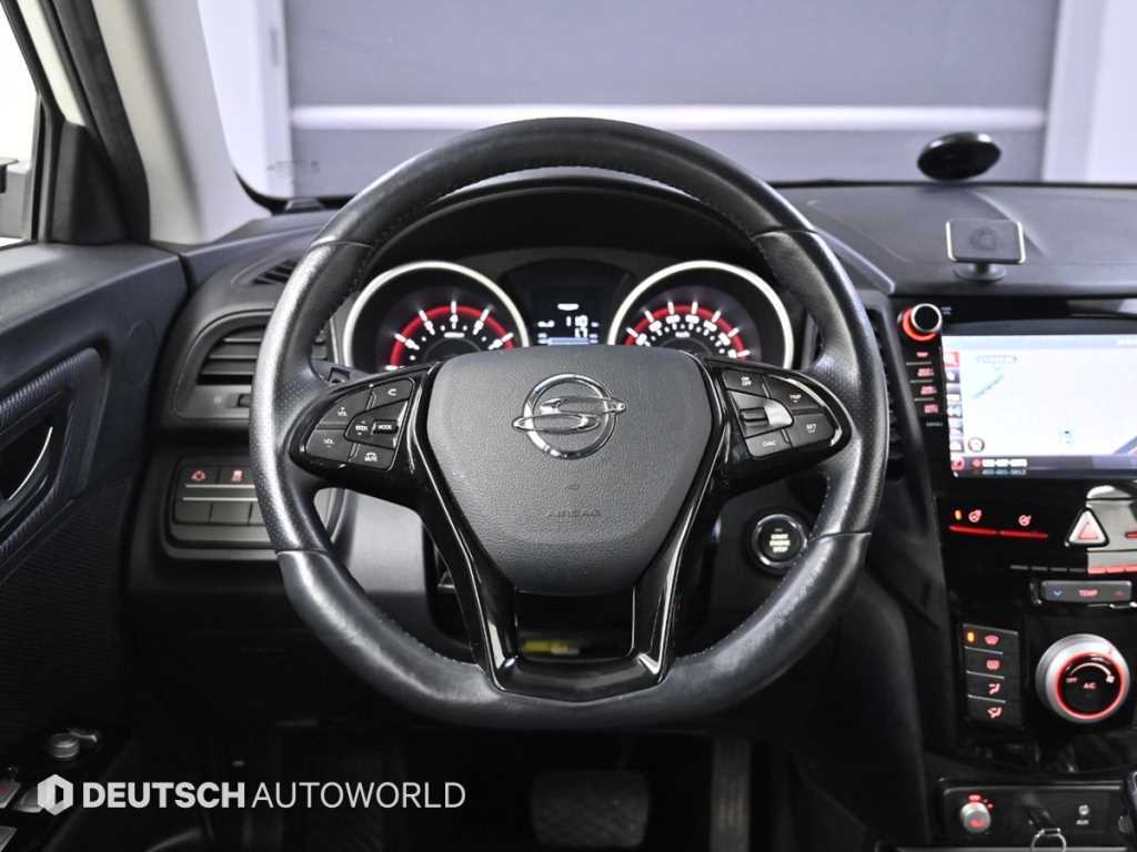 Ssangyong Tivoli 2018 Blanco - Importación desde Corea - HF Imports Iquique - Foto 13