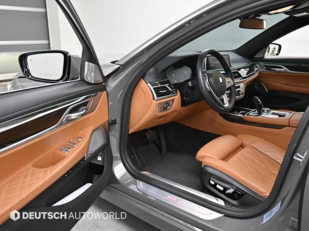 BMW 7 Series - Vista 11