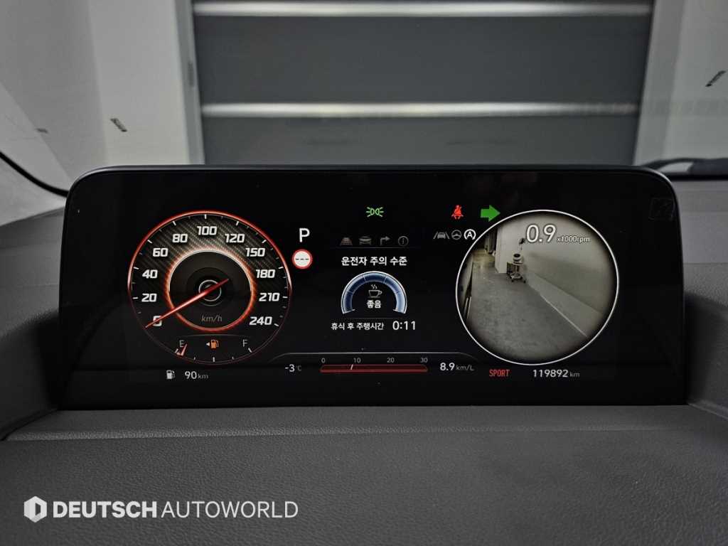 HYUNDAI Staria - Vista 8