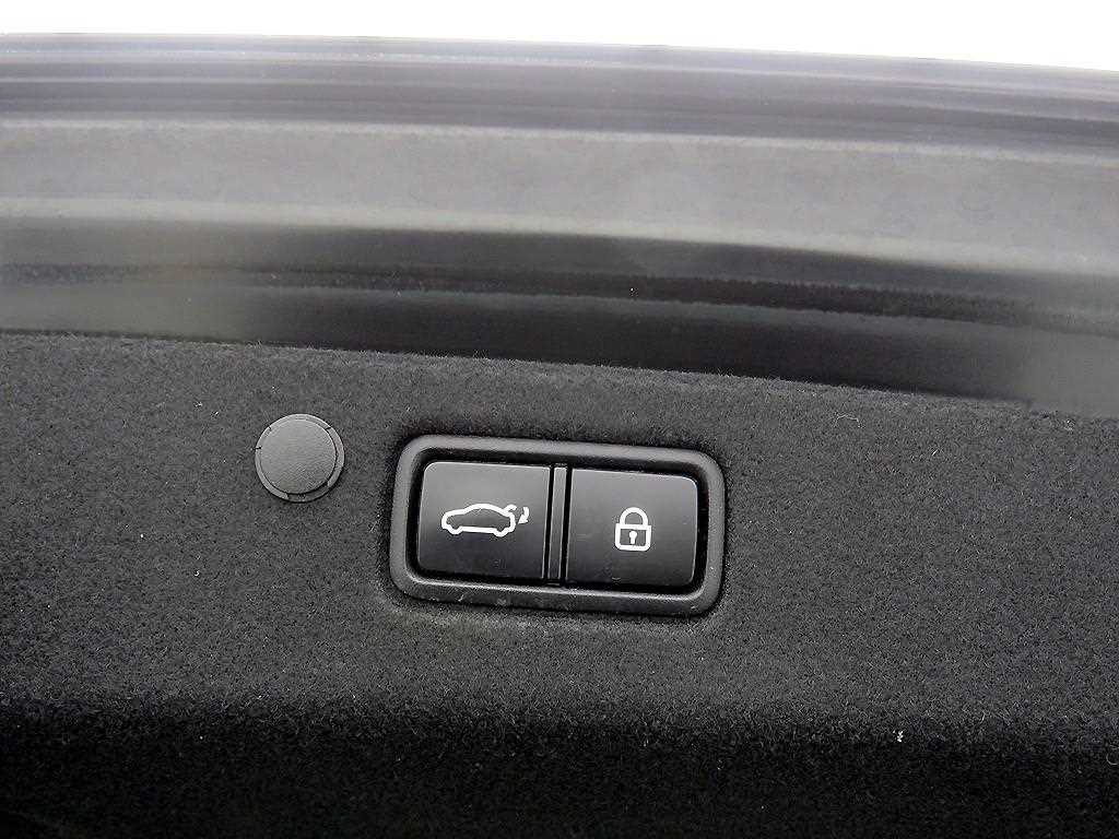 HYUNDAI Grandeur - Vista 5