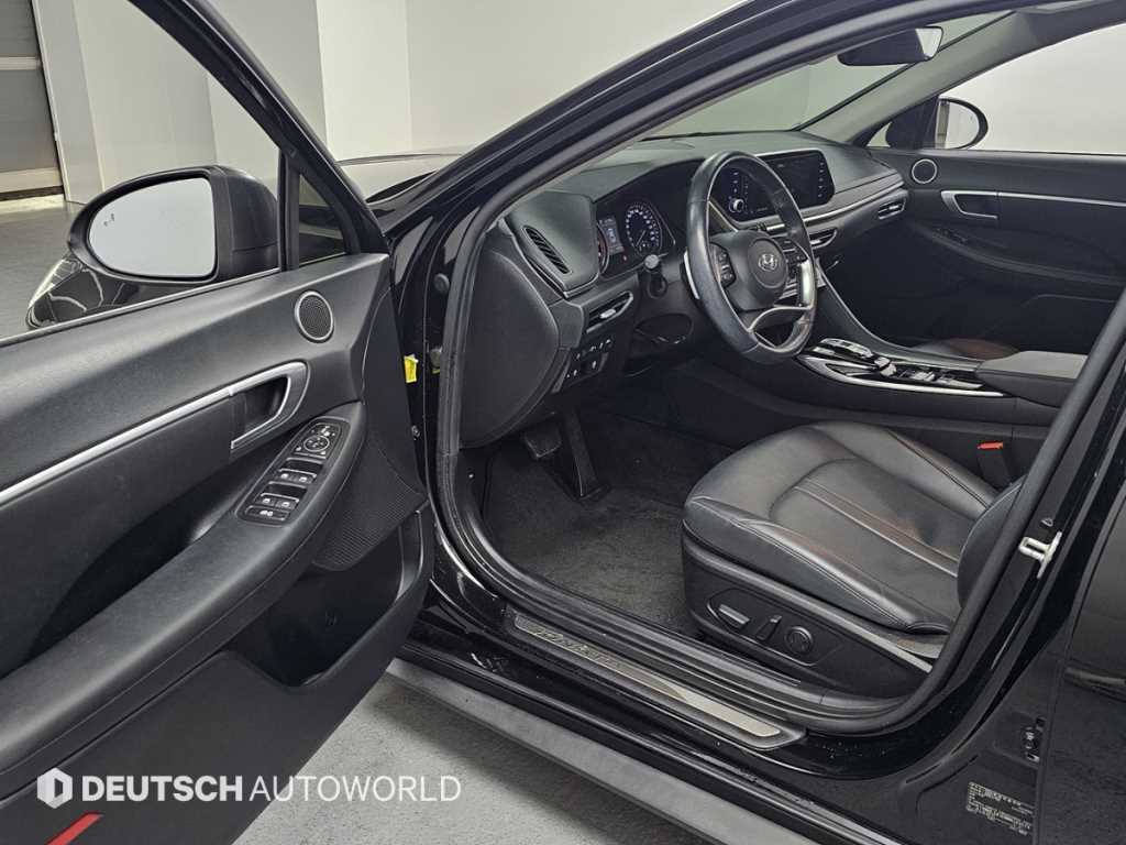 HYUNDAI Sonata - Vista 11