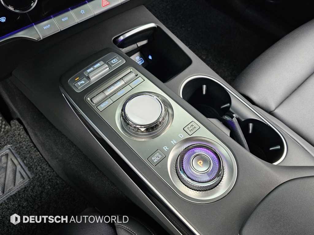 Genesis GV70 - Vista 9