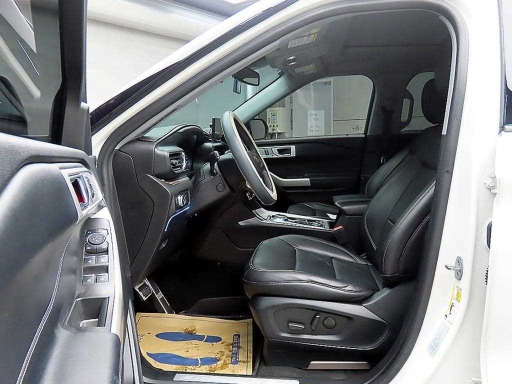 Ford Explorer - Vista 5