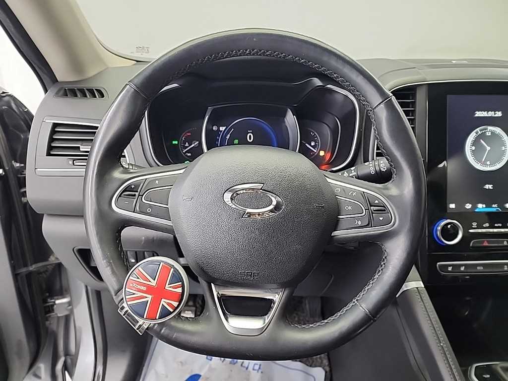 SAMSUNG QM6 - Vista 9