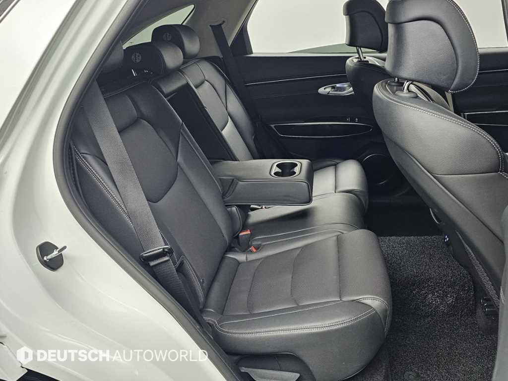 Genesis GV70 - Vista 12