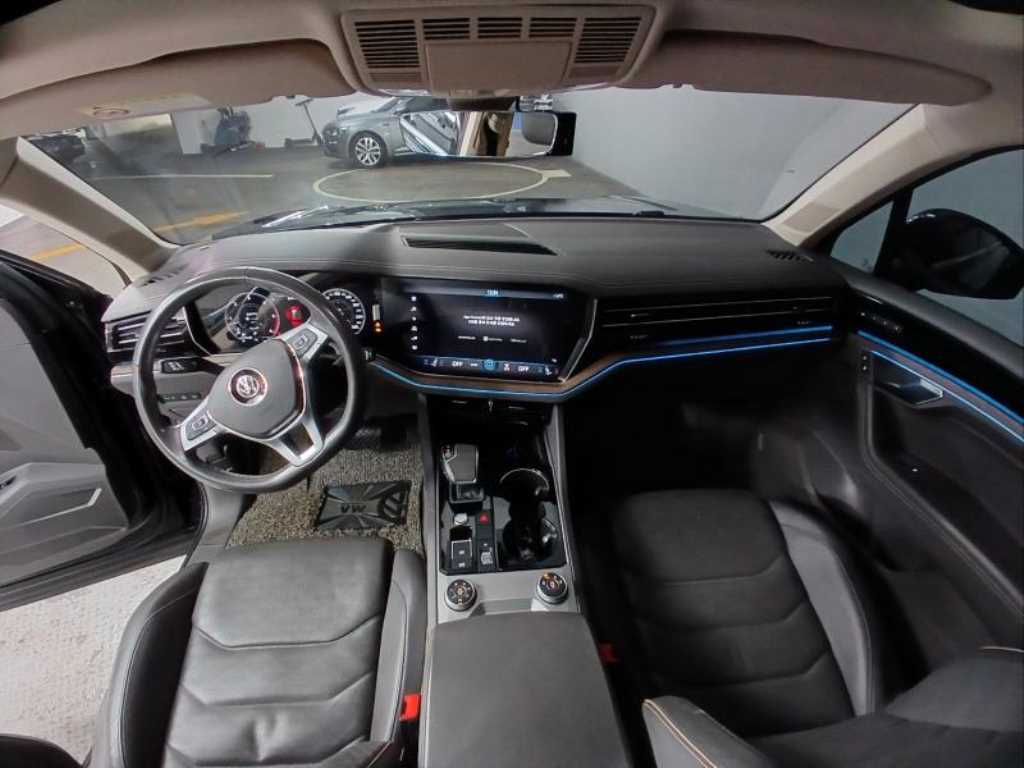 Volkswagen Touareg - Vista 5