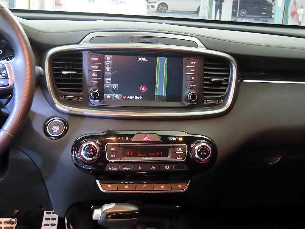 KIA Sorento - Vista 11