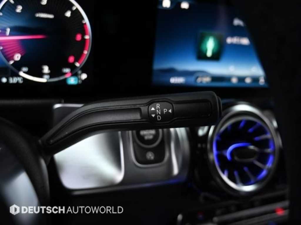 Mercedes Benz GLB Class - Vista 9