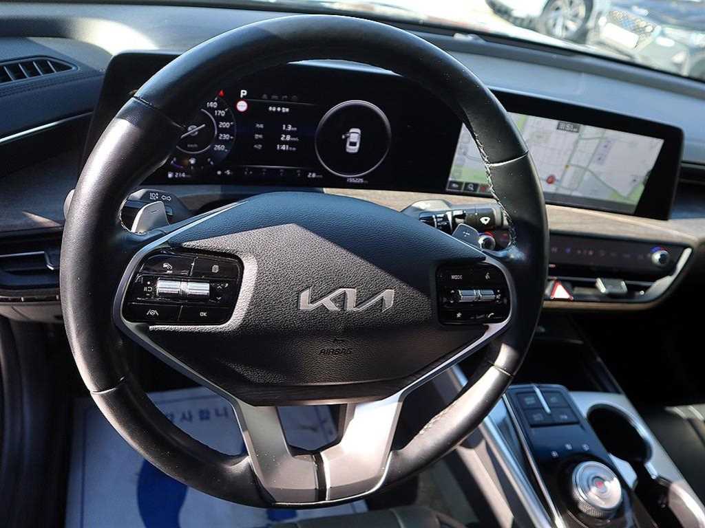 KIA K8 - Vista 8