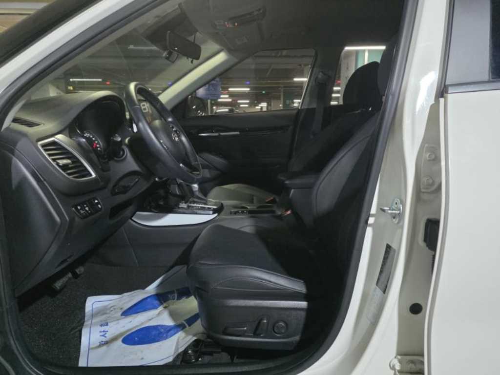 KIA Seltos - Vista 7