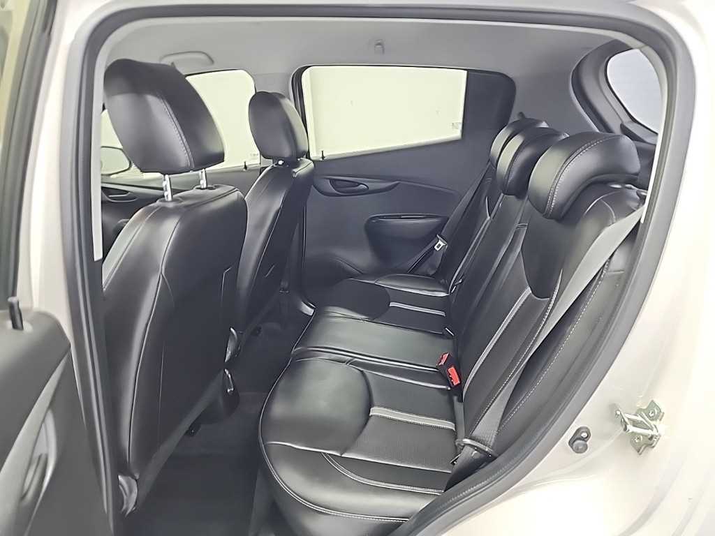 Chevrolet Spark - Vista 12