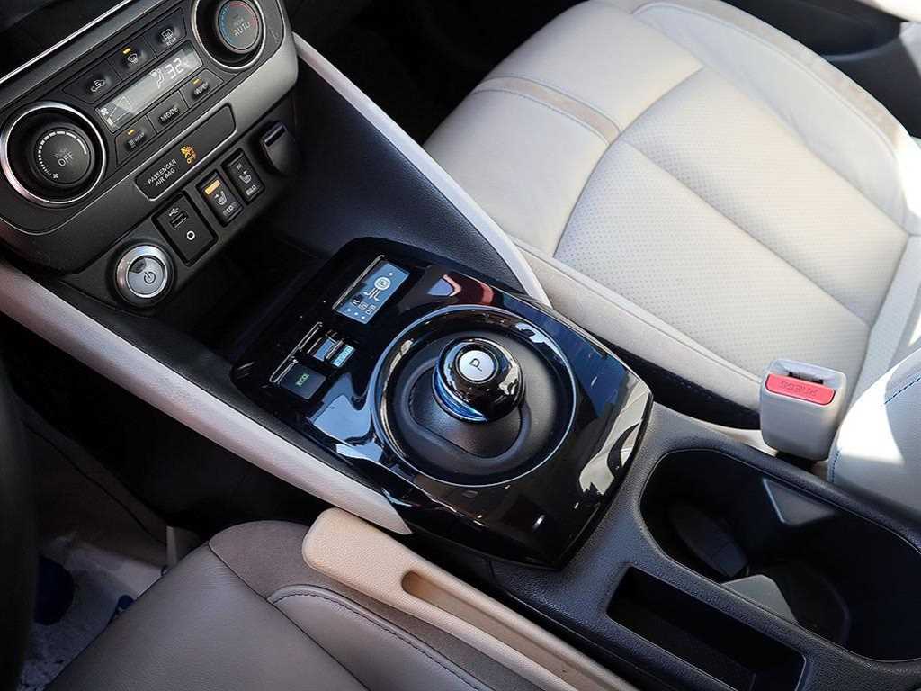 Nissan Leaf - Vista 12