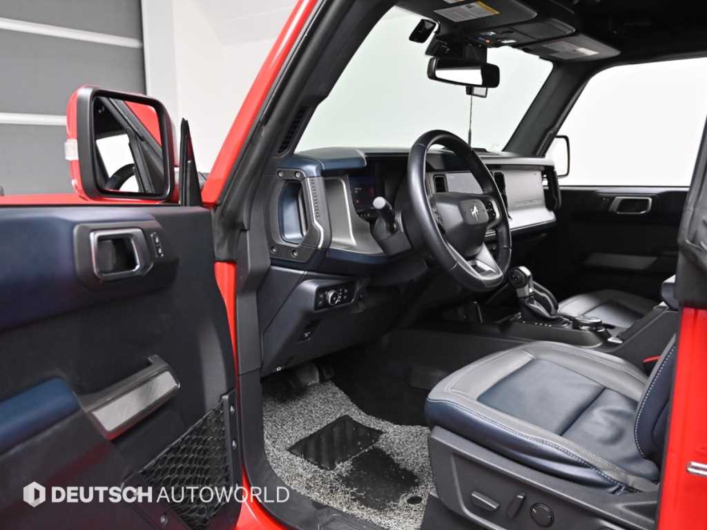 Ford Bronco - Vista 11