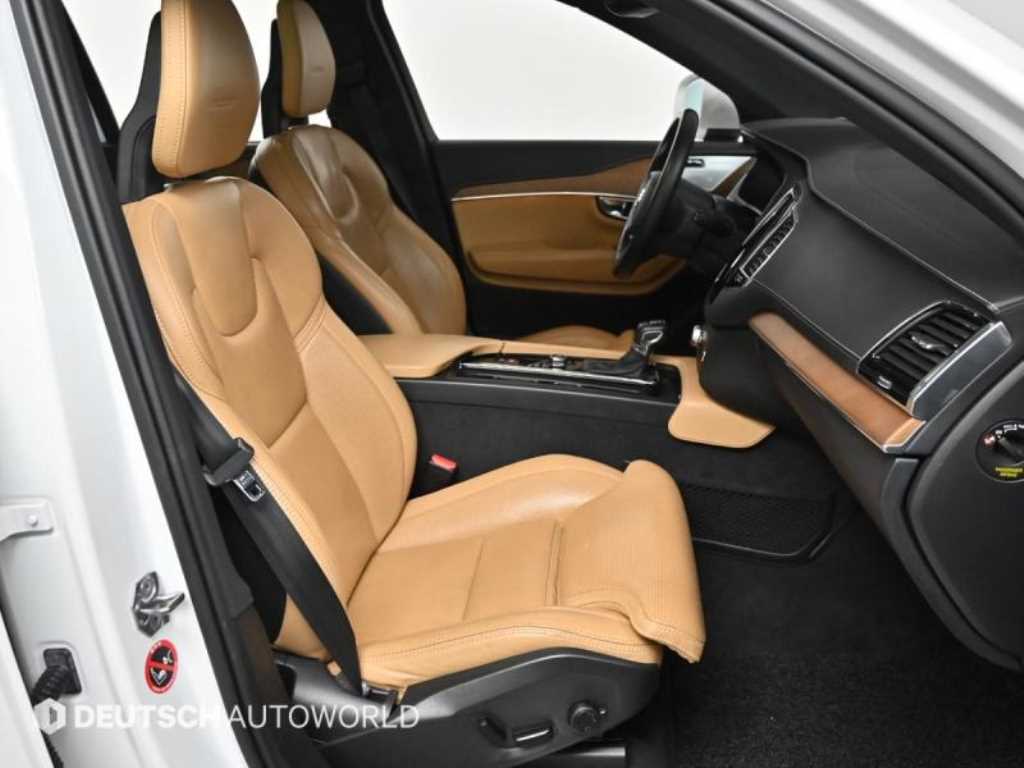 Volvo XC90 - Vista 10