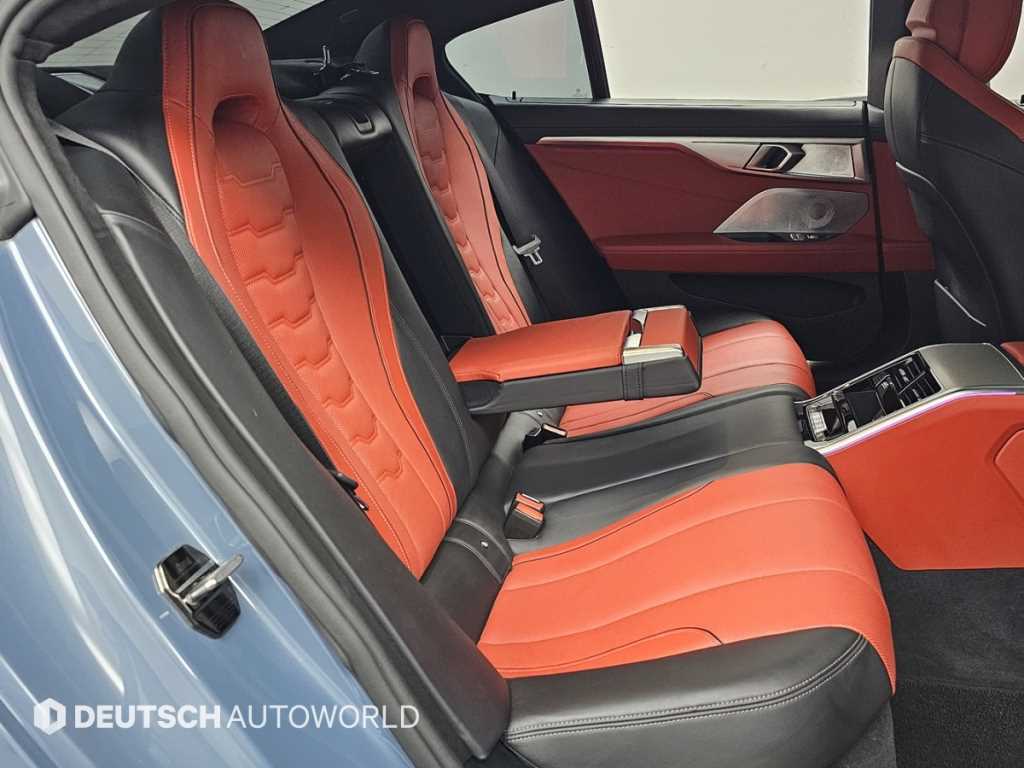 BMW 8 Series - Vista 12