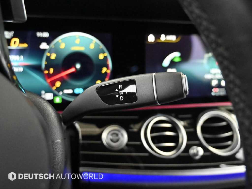 Mercedes Benz E class - Vista 9