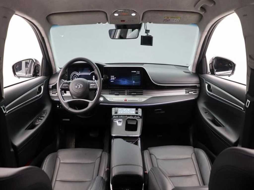 HYUNDAI Grandeur - Vista 8