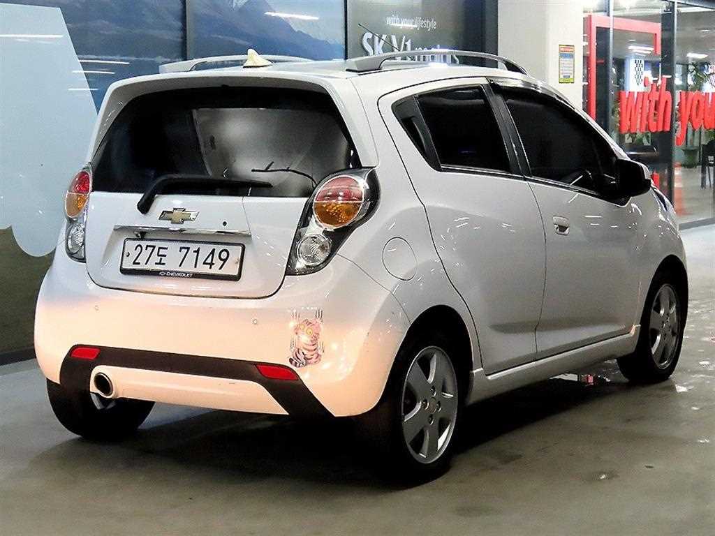 Chevrolet Spark - Vista 4