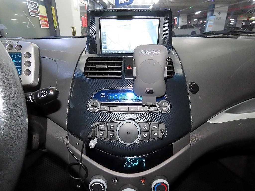 Chevrolet Spark - Vista 11