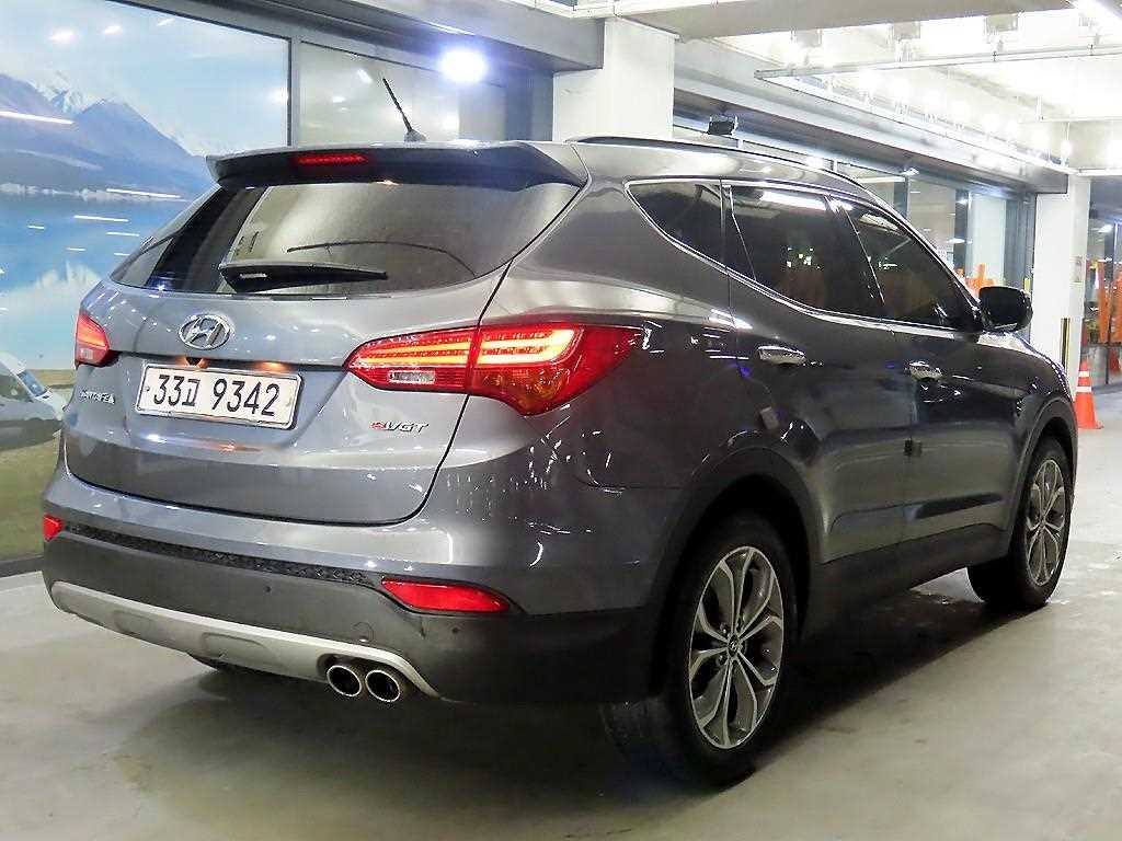 HYUNDAI Santa Fe - Vista 4