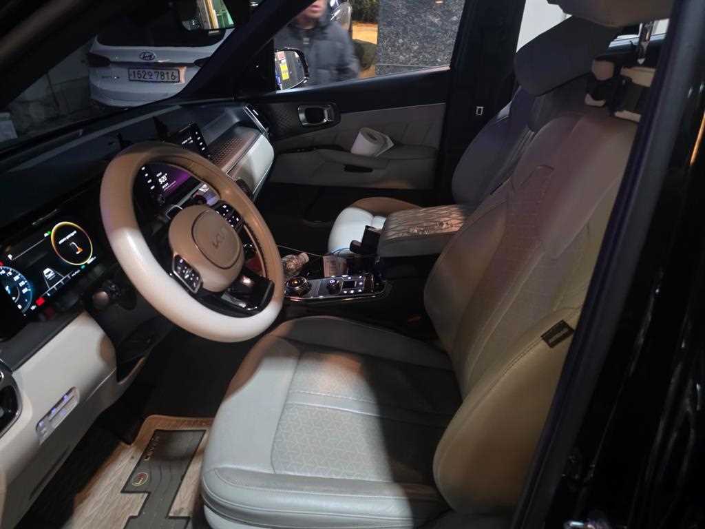 KIA Sorento - Vista 8