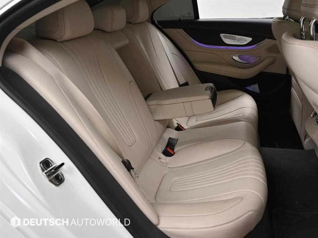 Mercedes Benz CLS Class - Vista 12