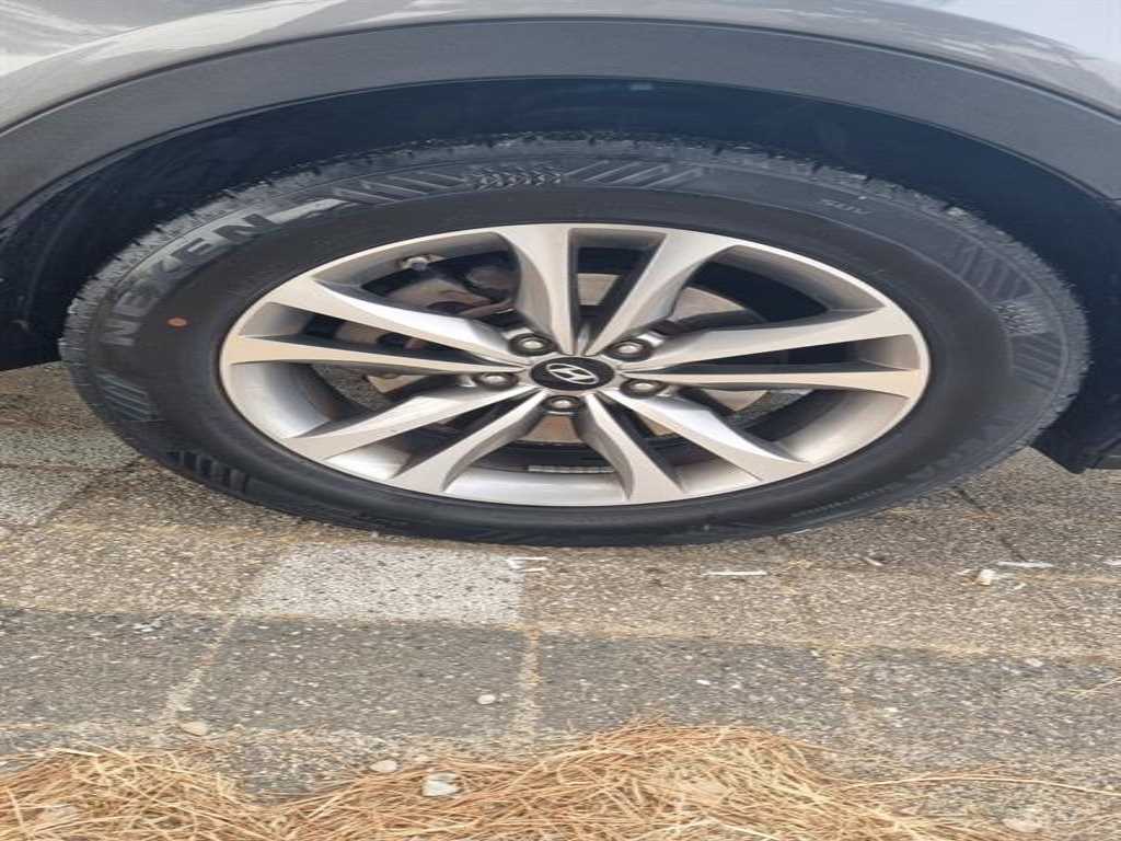 HYUNDAI Santa Fe - Vista 4