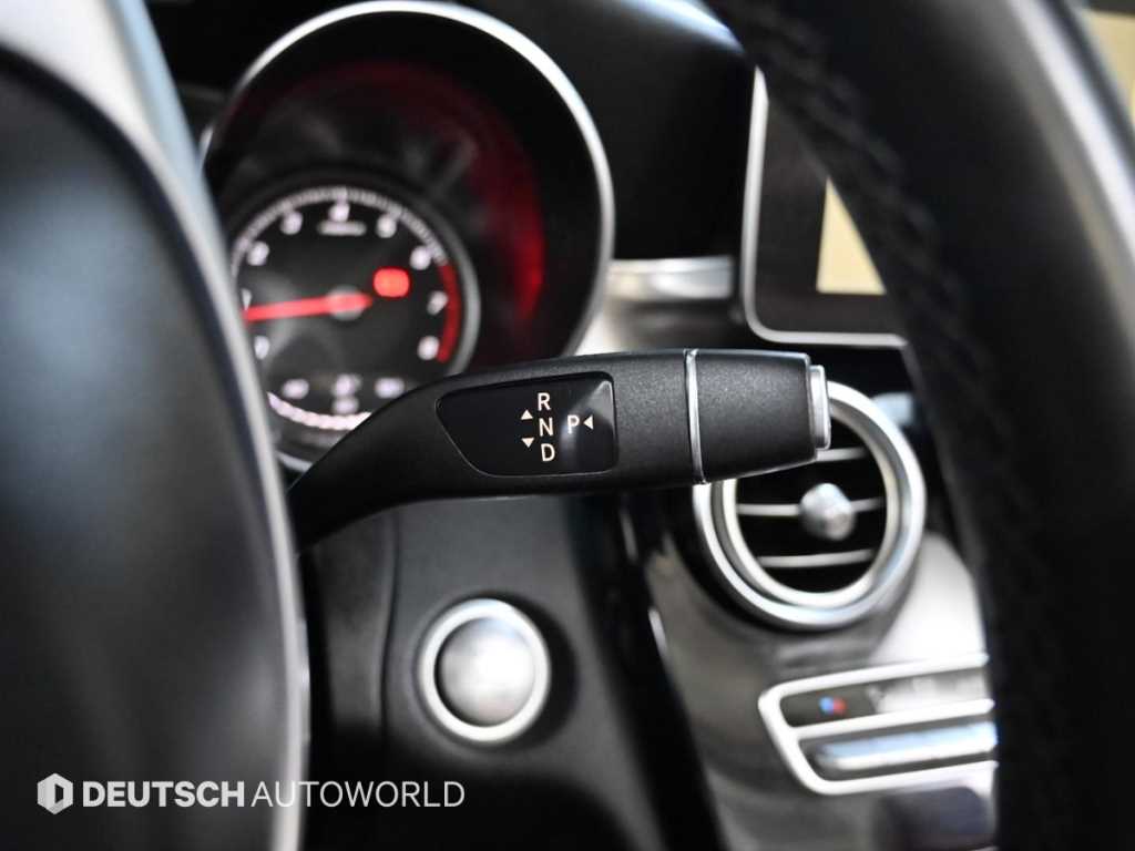 Mercedes Benz C Class - Vista 9