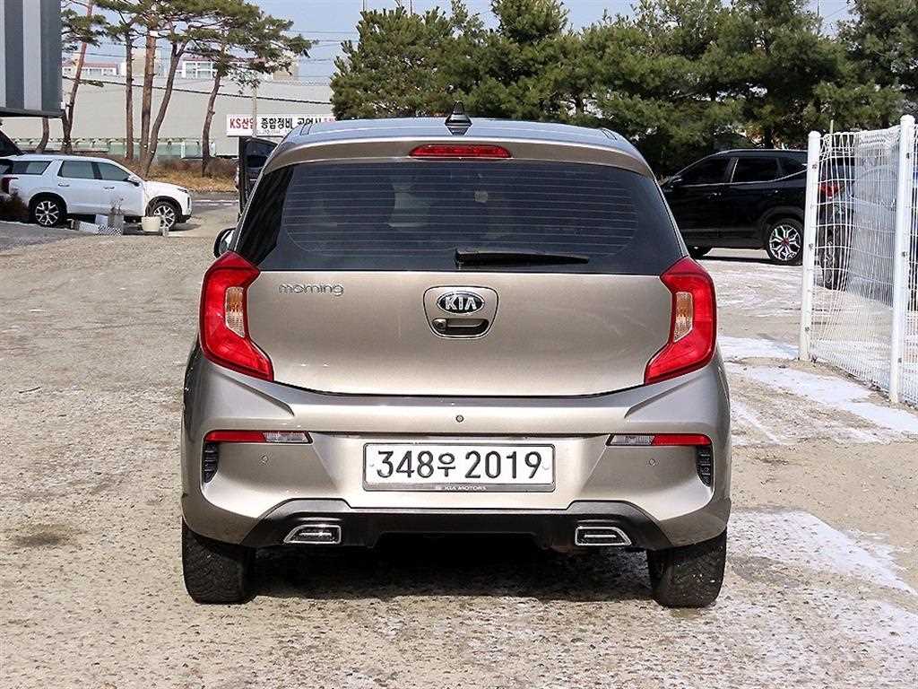 KIA Morning - Vista 4