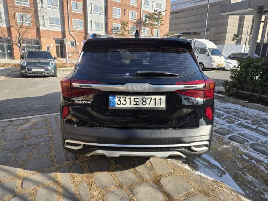 KIA Seltos - Vista 4