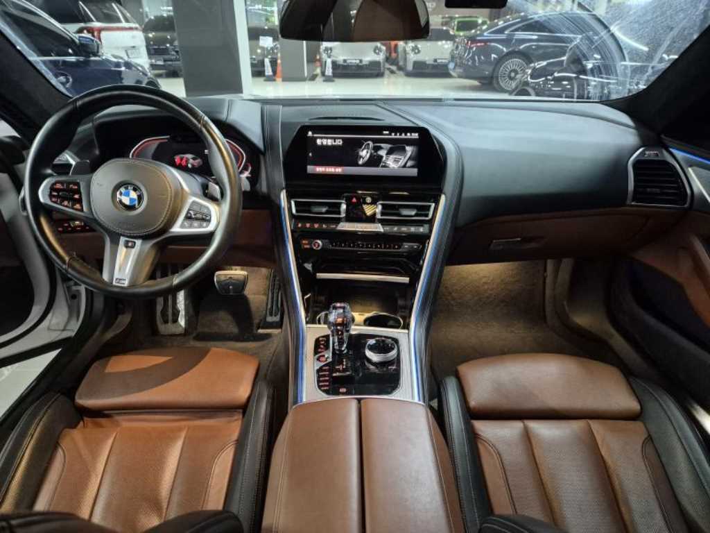 BMW 8 Series - Vista 7