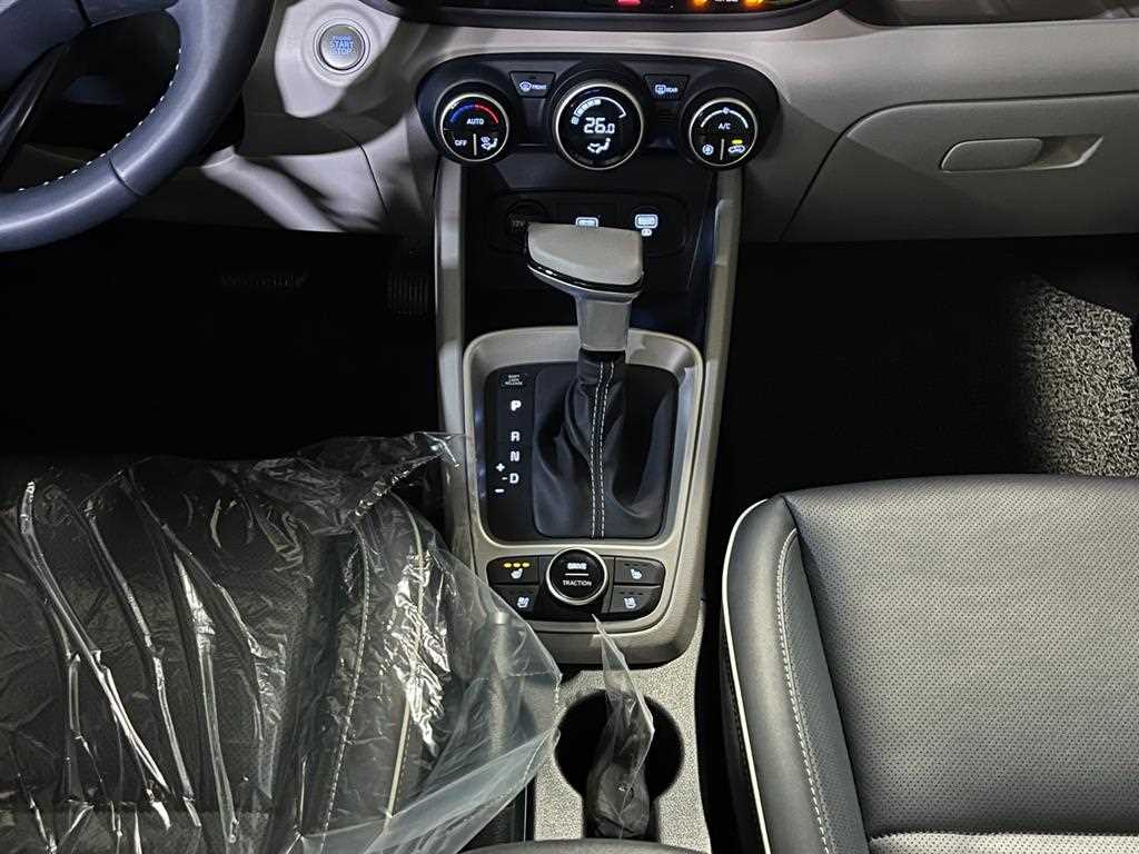 HYUNDAI Venue - Vista 10